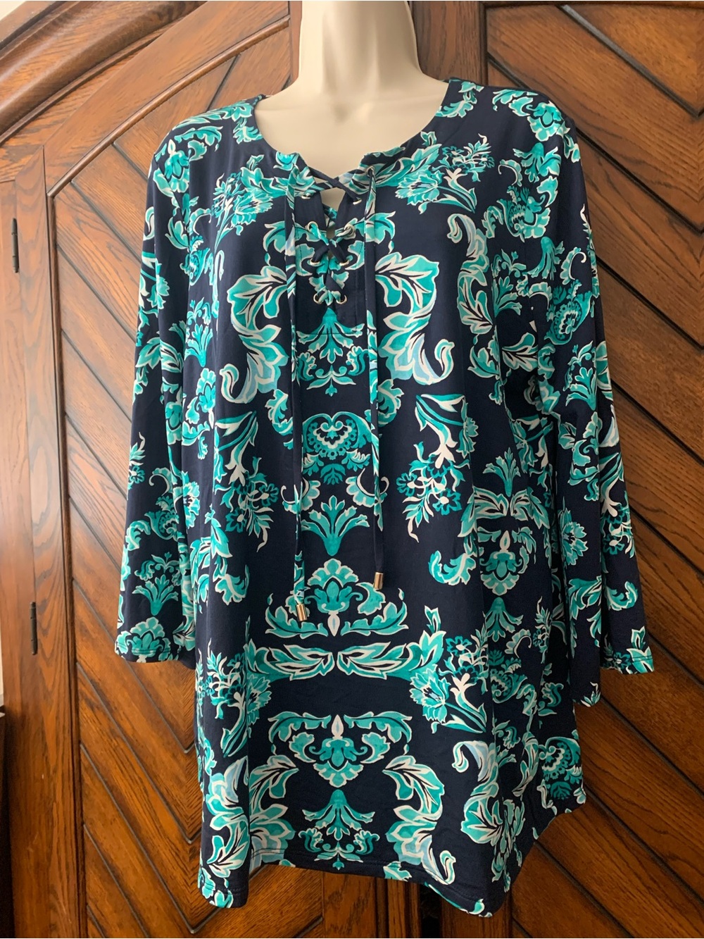 JM collection navy blue and teal print top large